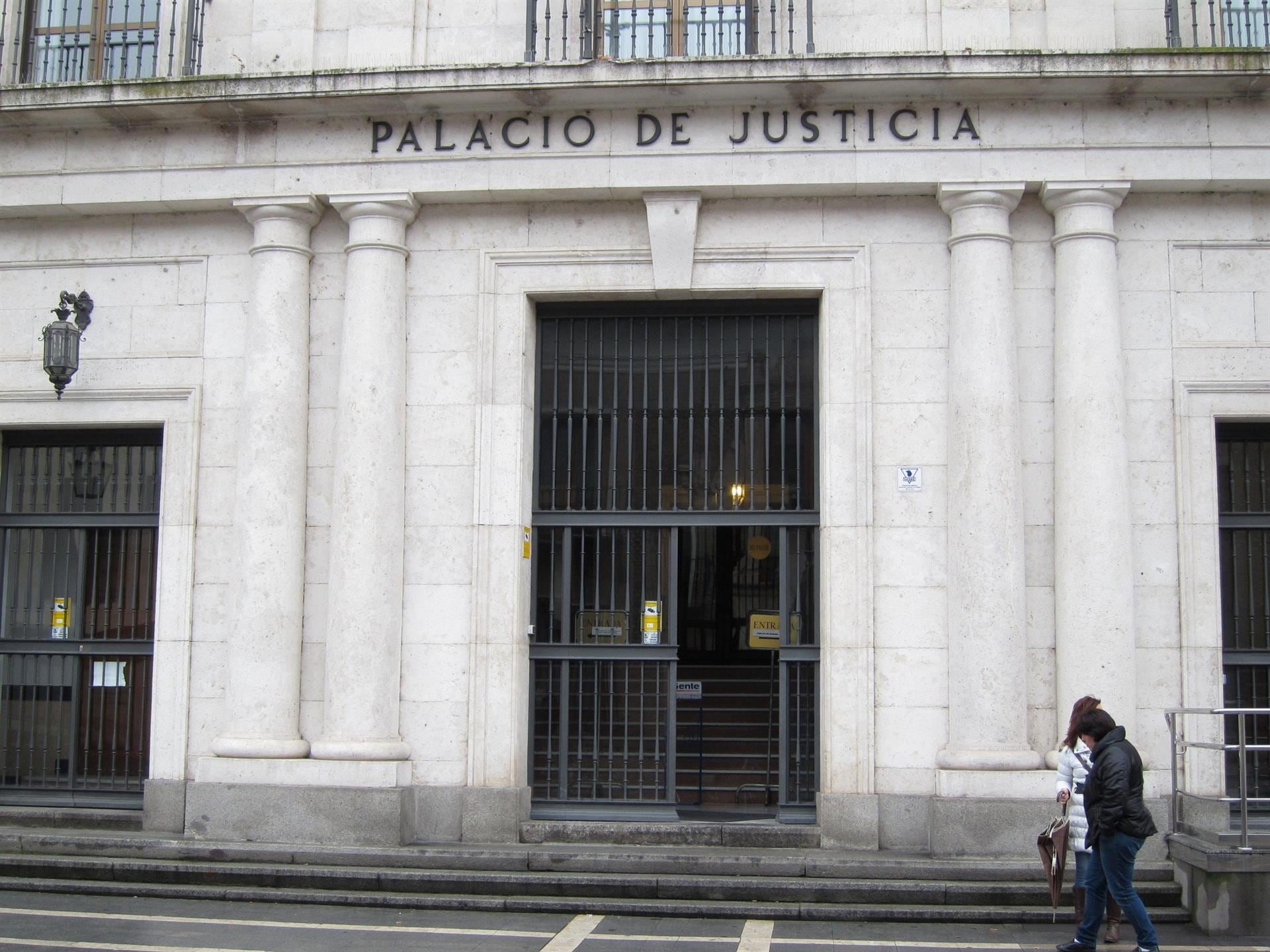 Fachada de la Audiencia Provincial de Valladolid