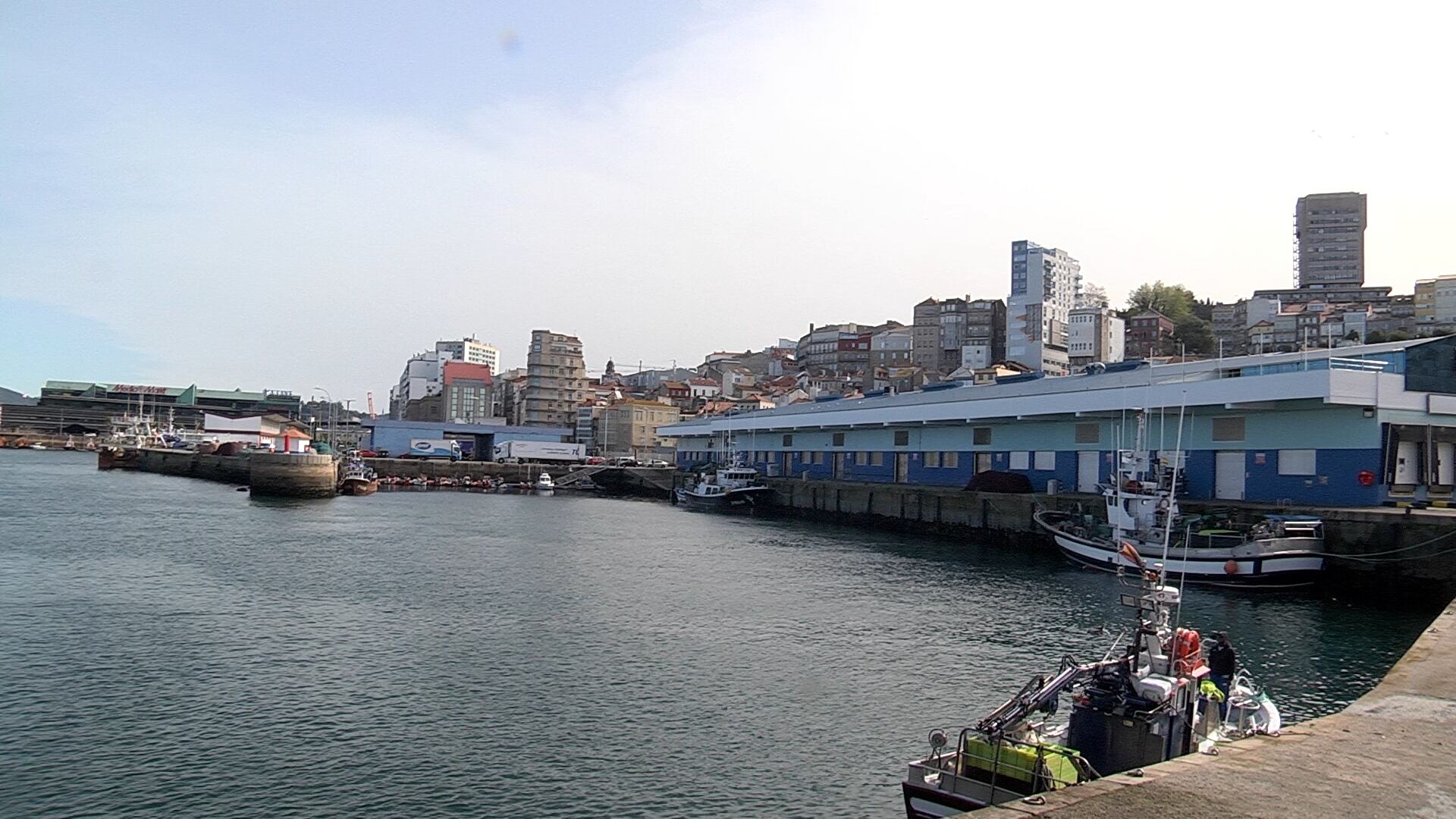 Panorámica del puerto pesquero de Vigo.