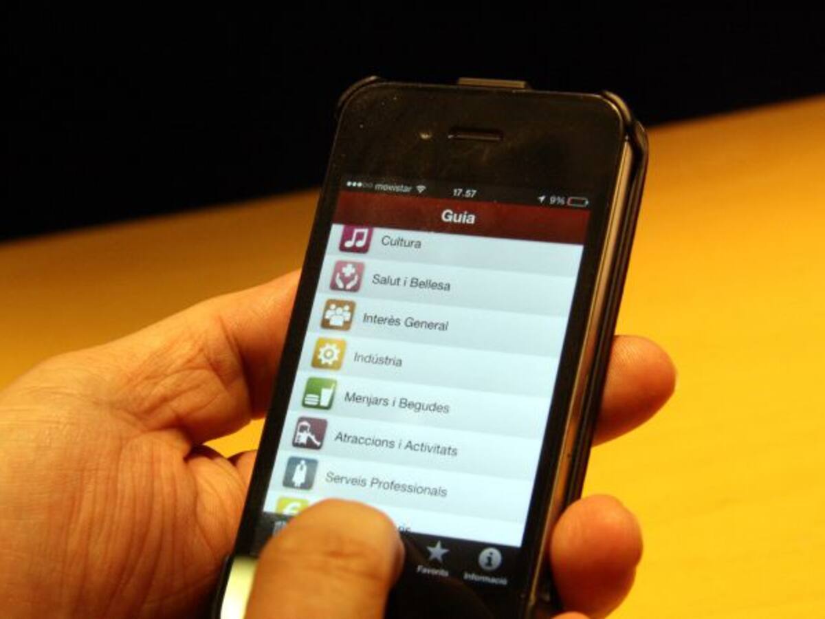 Tres de cada quatre usuaris de mòbil utilitzen la missatgeria instantània