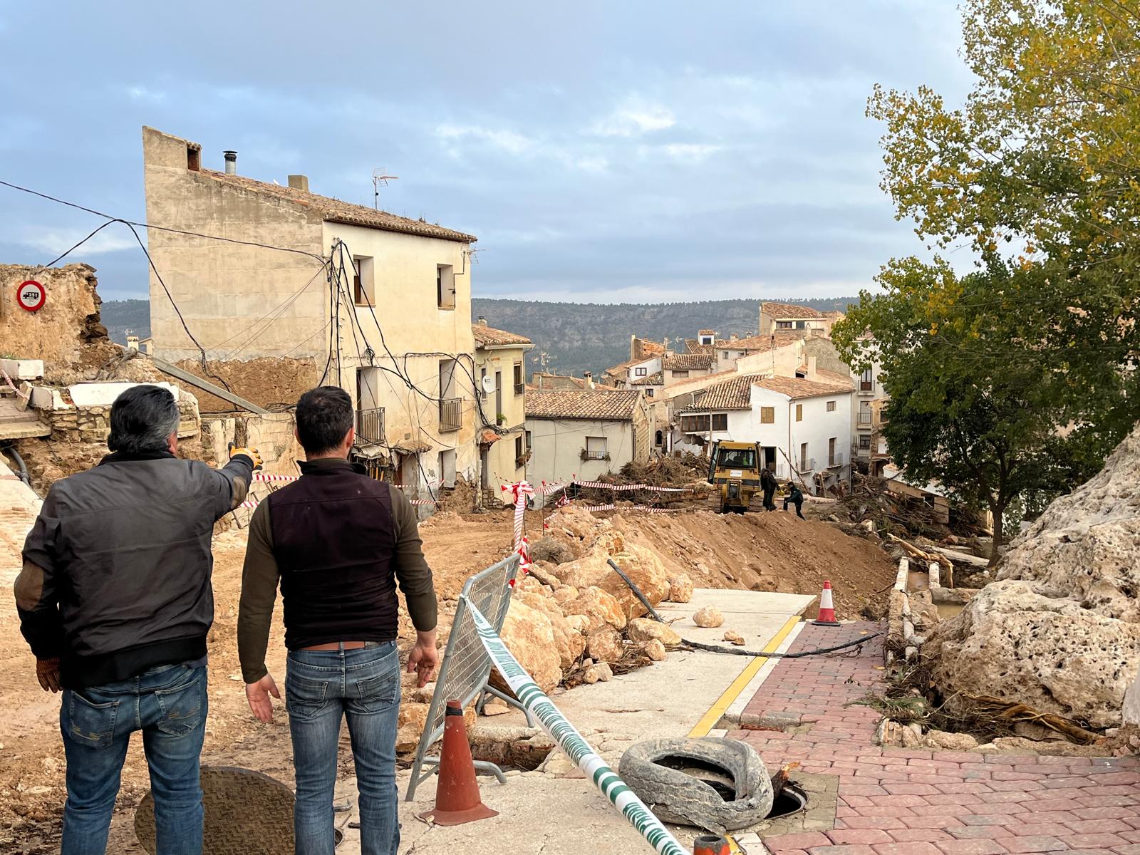 Calle principal de Letur, a 1 de noviembre de 2024