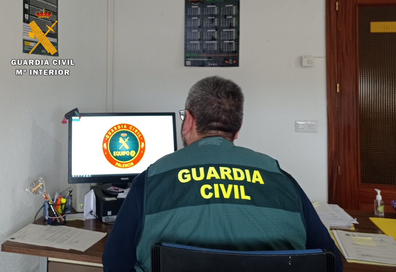 La Guardia Civil ha desarticulado esta red de estafas por Internet