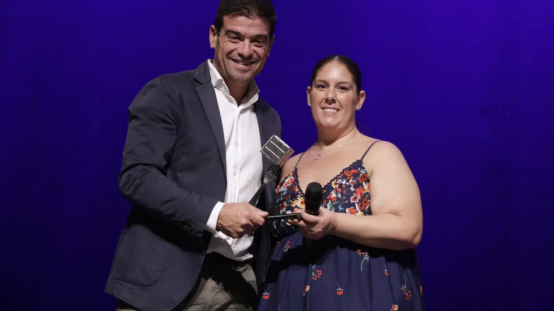 Anabel Martínez (La Joya de Antequera) recoge su distinción