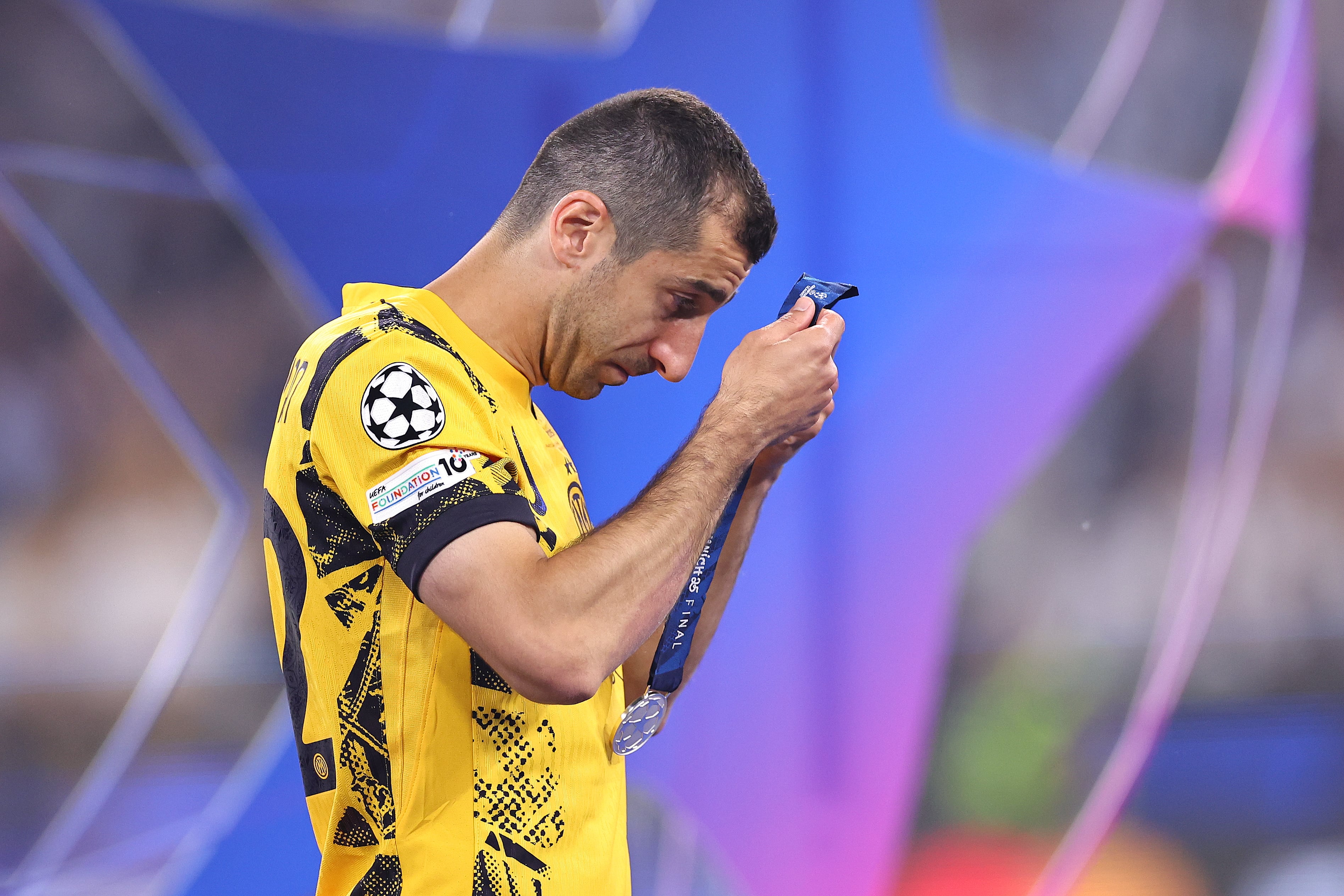 Henrikh Mkhitaryan, después de perder la final de Champions ante el PSG