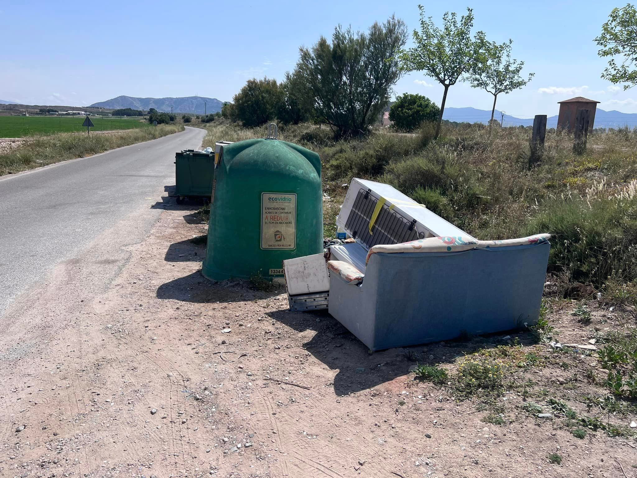 Vertidos incontrolados en el término de Villena