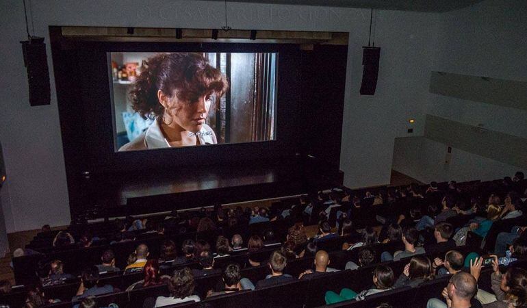 El Auditorio Paco de Lucía del Centro de Arte de Alcobendas se llena en las proyecciones del Festival La Mano