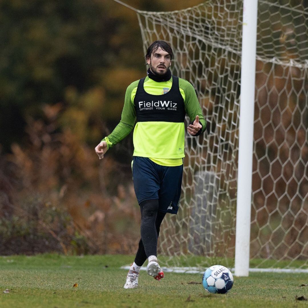 Eugeni Valderrama, en un entrenamiento con el Arouca portugués