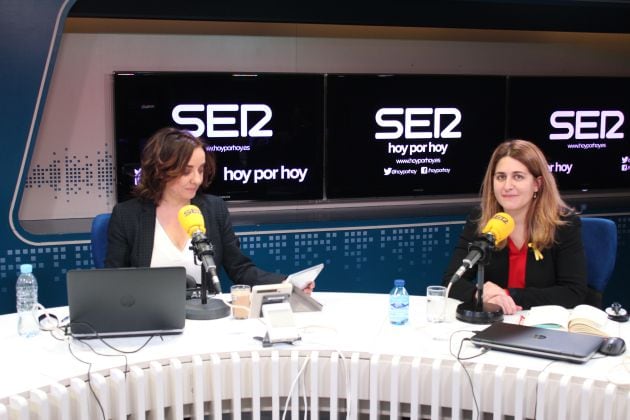 Pepa Bueno y Marta Pascal, momentos antes de comenzar la entrevista.