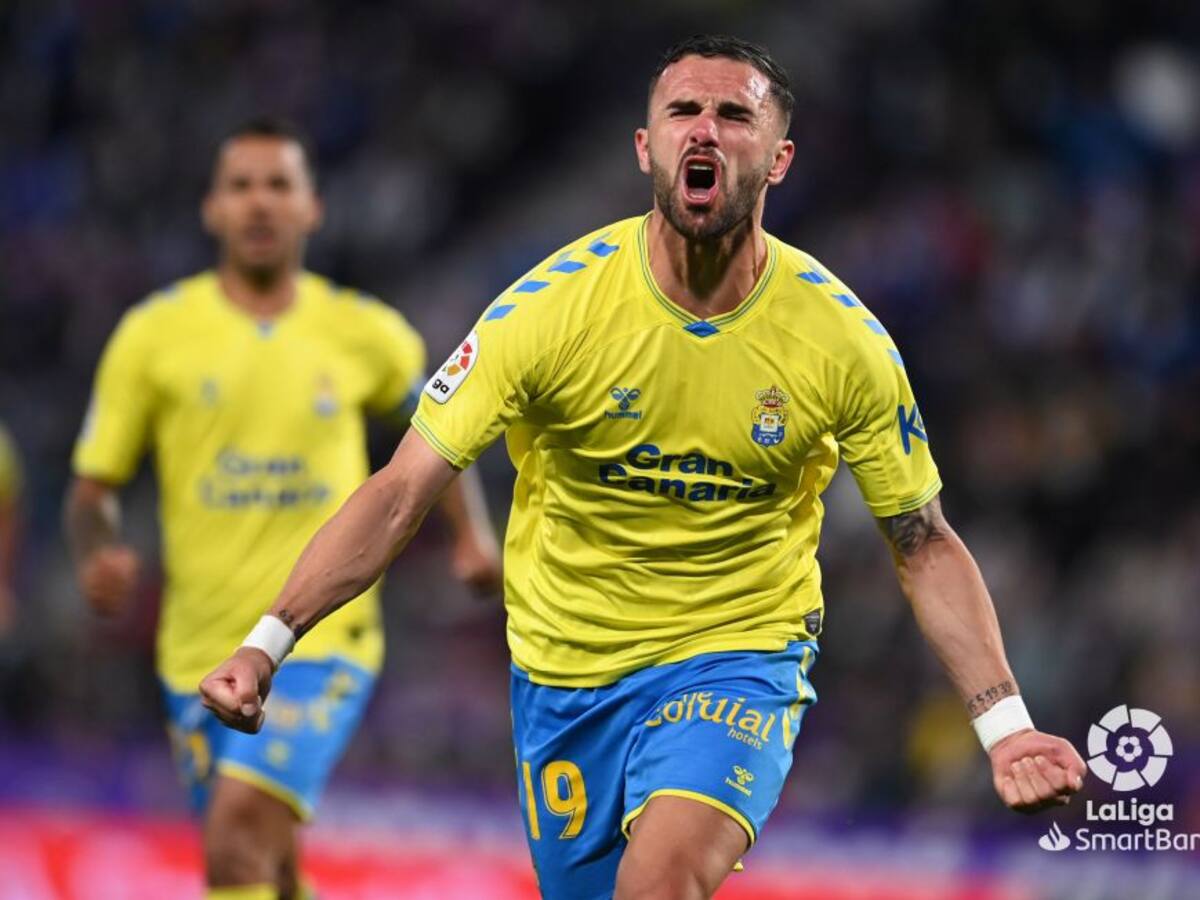 Huérfanos de delanteros