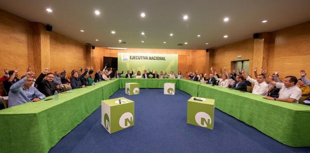 Momento de la votación de la Ejecutiva Nacional de NC.