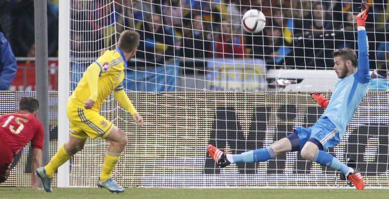 David de Gea, en una de sus paradas a los jugadores de Ucrania.