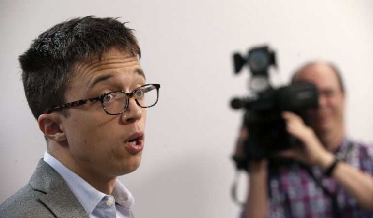 El secretario de Análisis Estratégico de Podemos, Íñigo Errejón, durante una rueda de prensa.