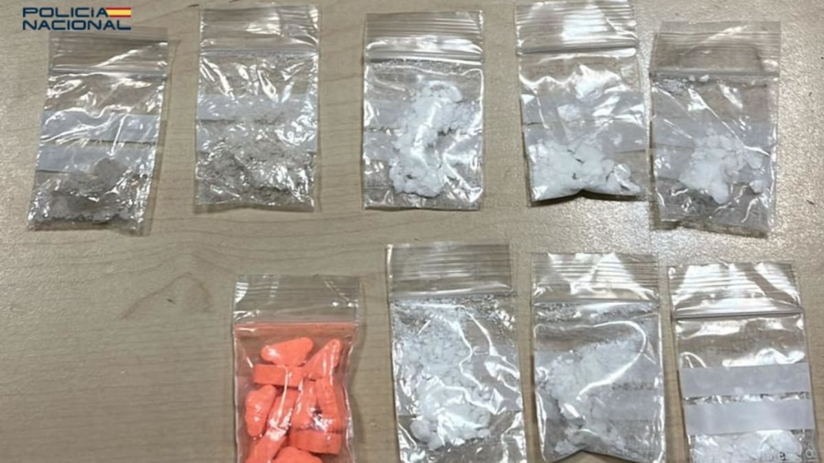 Tres detenidos por tráfico de drogas durante los 'opening' de las discotecas de Ibiza
