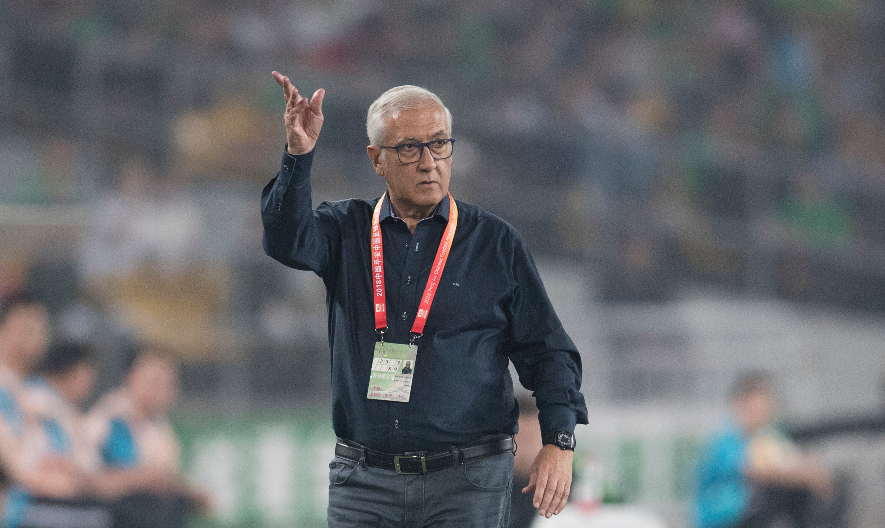 Gregorio Manzano, durante un partido de la Superliga de China