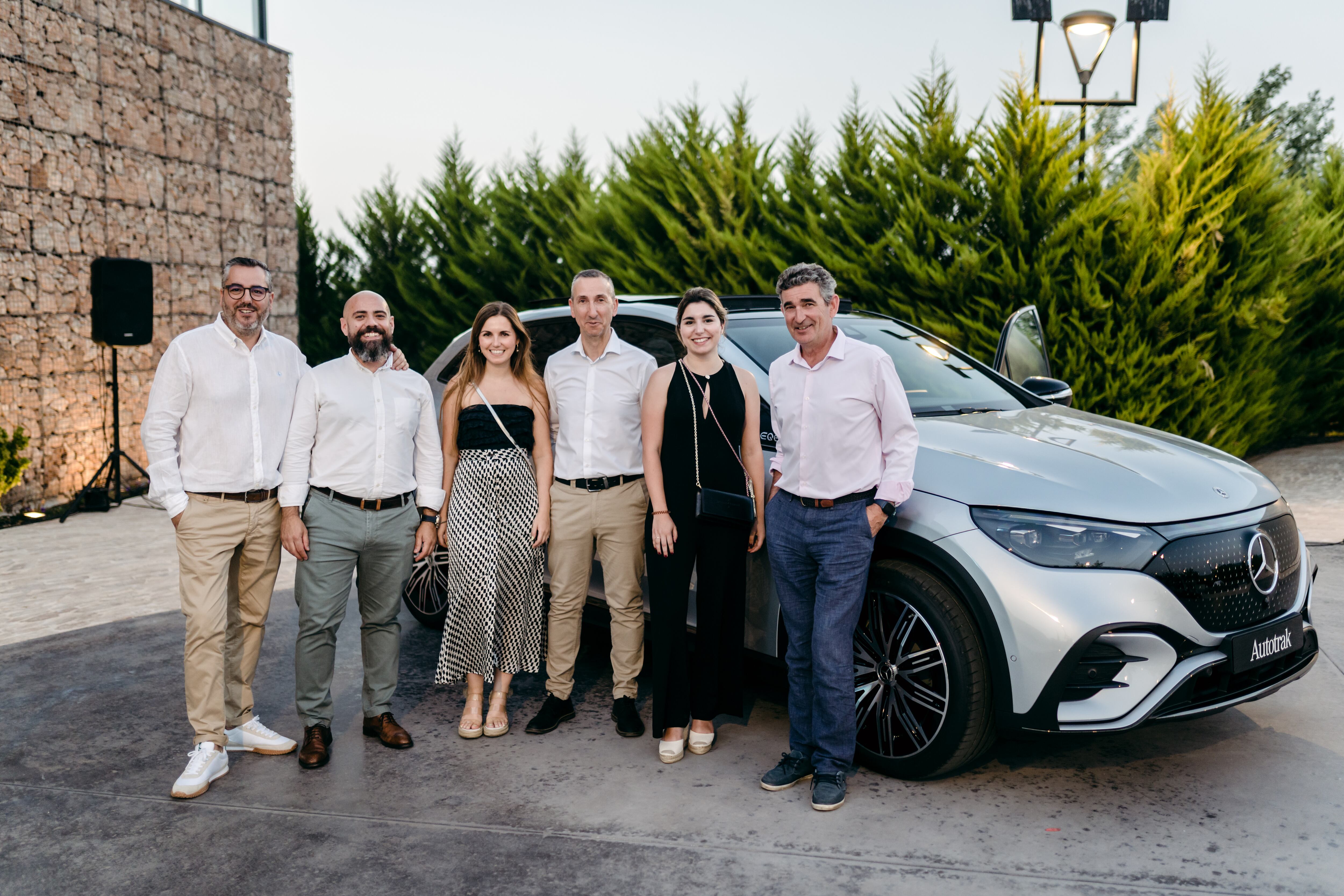 Autotrak da a conocer su nuevo SUV Mercedes-Benz eléctrico en Bolaños de Calatrava