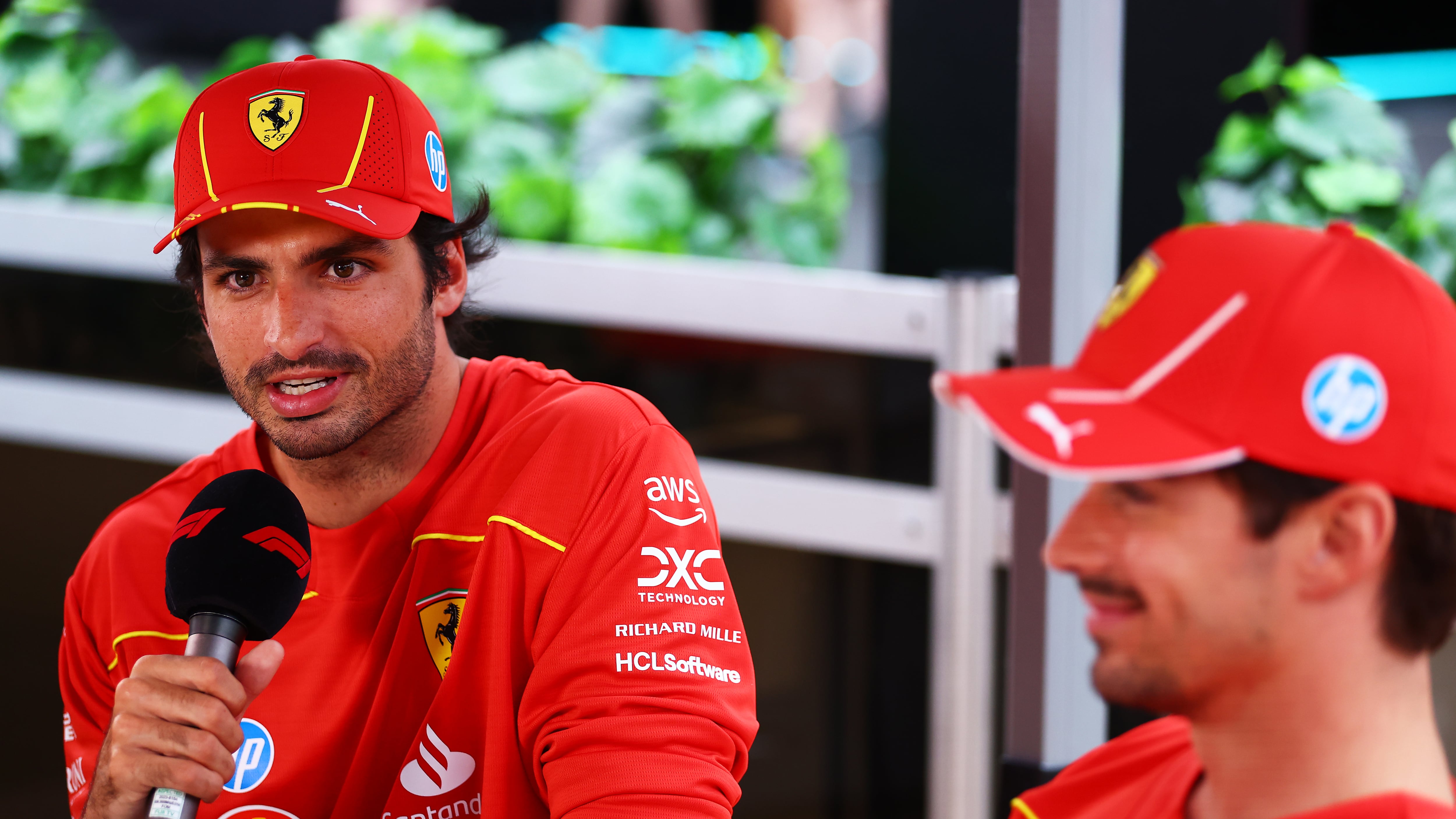 Carlos Sainz y Charles Leclerc hablan con los medios en la previa al GP de Canadá en el circuito Gilles Villeneuve