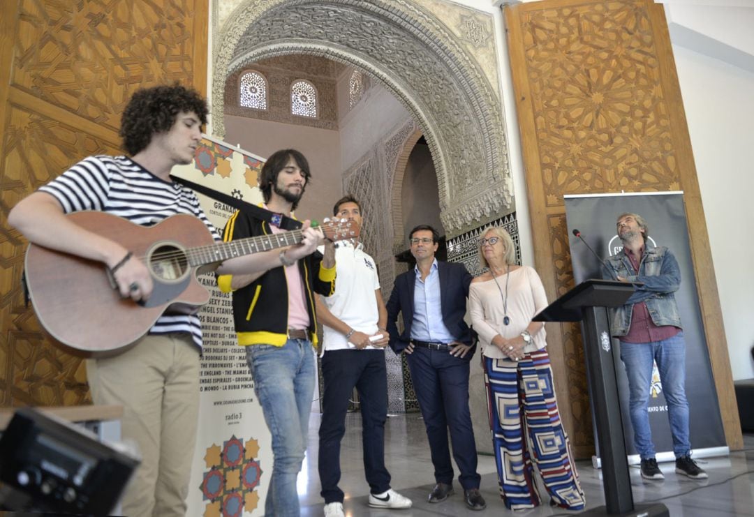 Presentación del festival &quot;Granada Sound&quot; en el Cuarto Real de Santo Domingo, con la asistencia del alcalde Paco Cuenca