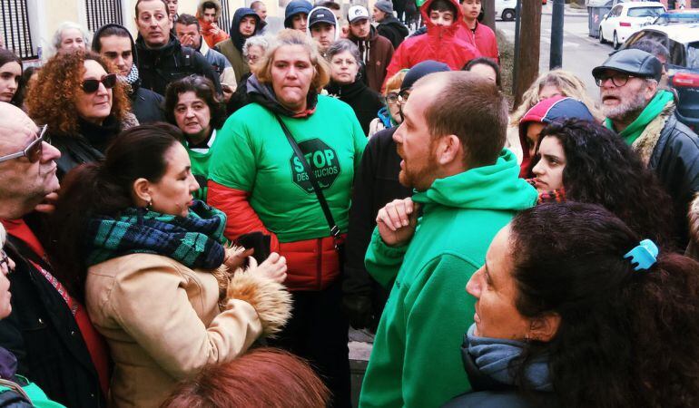 Ricardo es uno de los miembros más activos en las protestas contra desahucios realizadas por la PAH de Parla