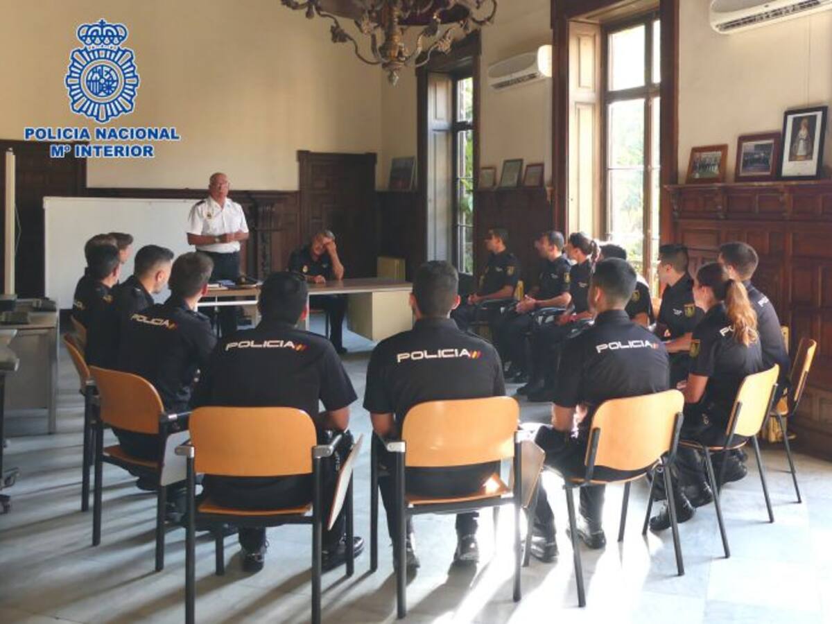 La Policía Nacional rerfuerza la seguridad en Jerez con 15 agentes en prácticas