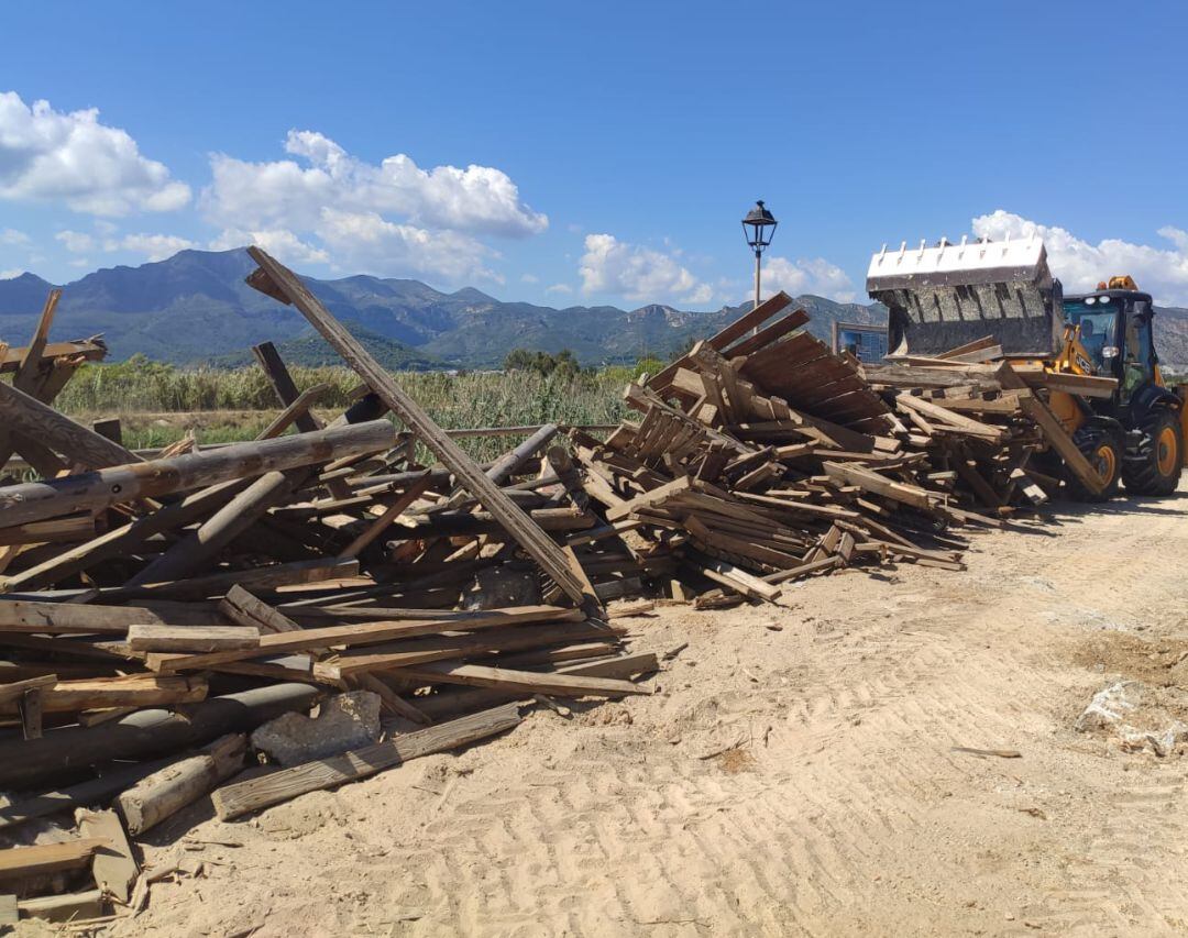 Destrozos en la Goleta del riu Vaca en Xeraco