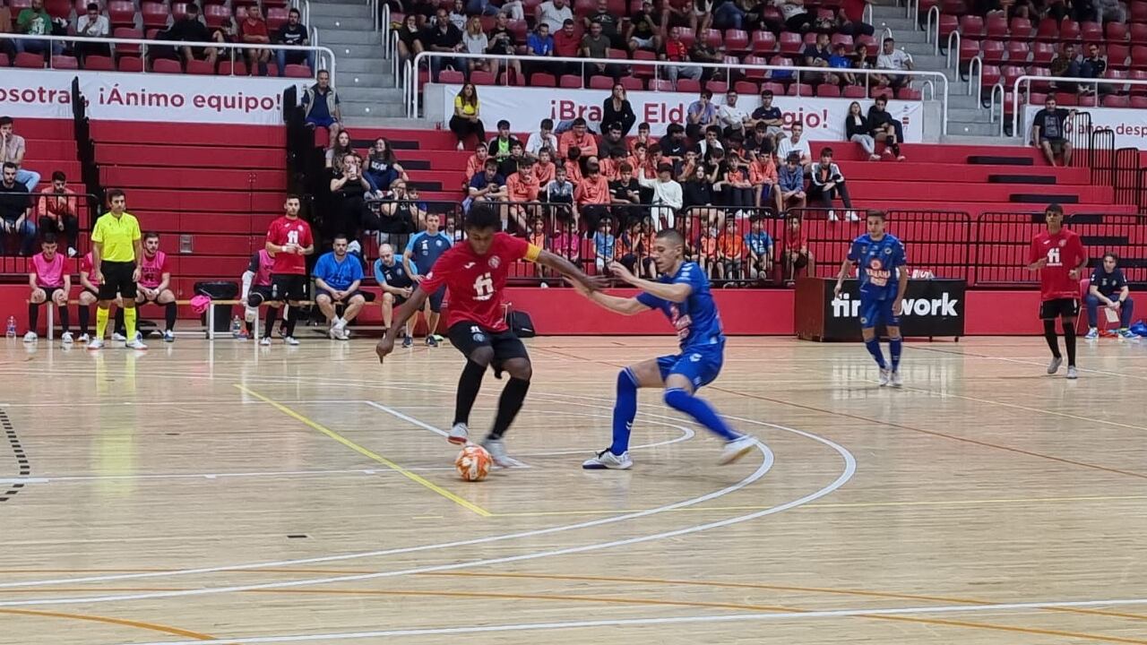 El Nueva Elda Finetwork recoge el premio a su magnífico partido