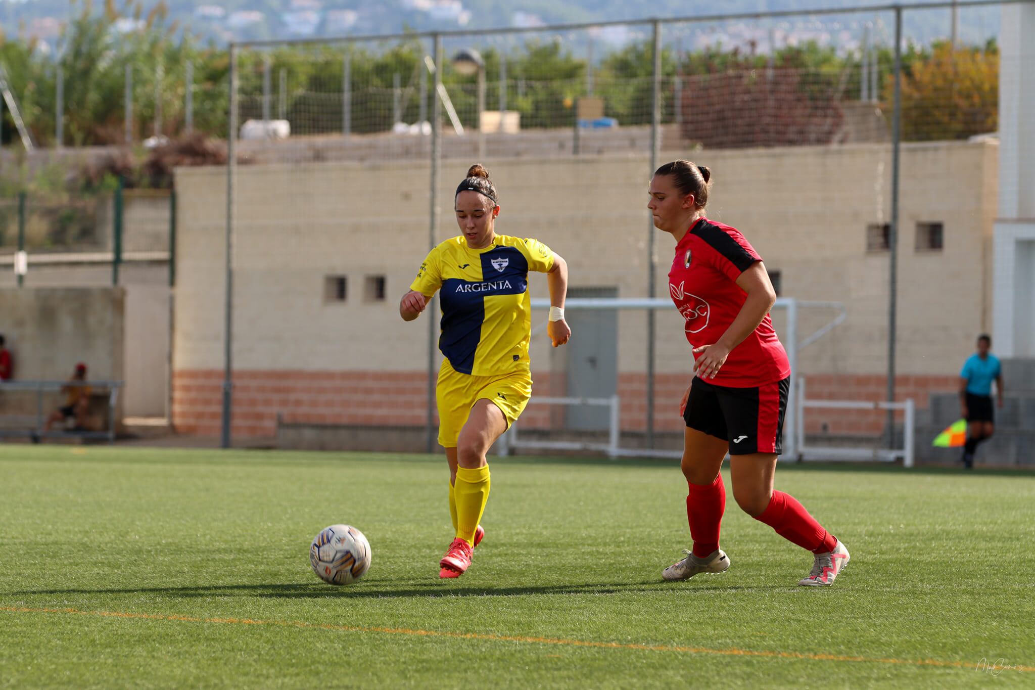 Lance del partido entre el Miramar i el Alqueries