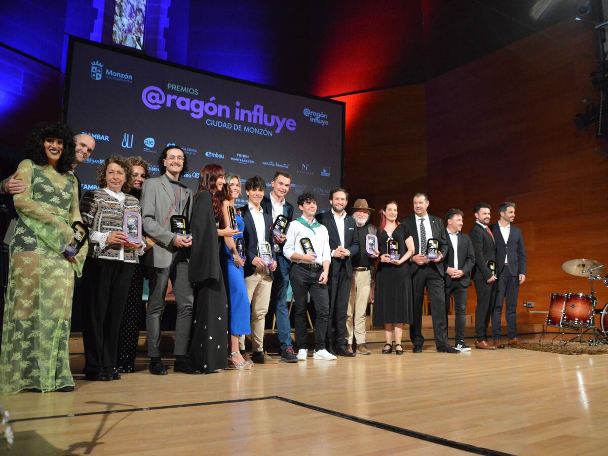 El turolense @ruralmetal20 se lleva el primer premio de La Noche de la Influencia de Monzón