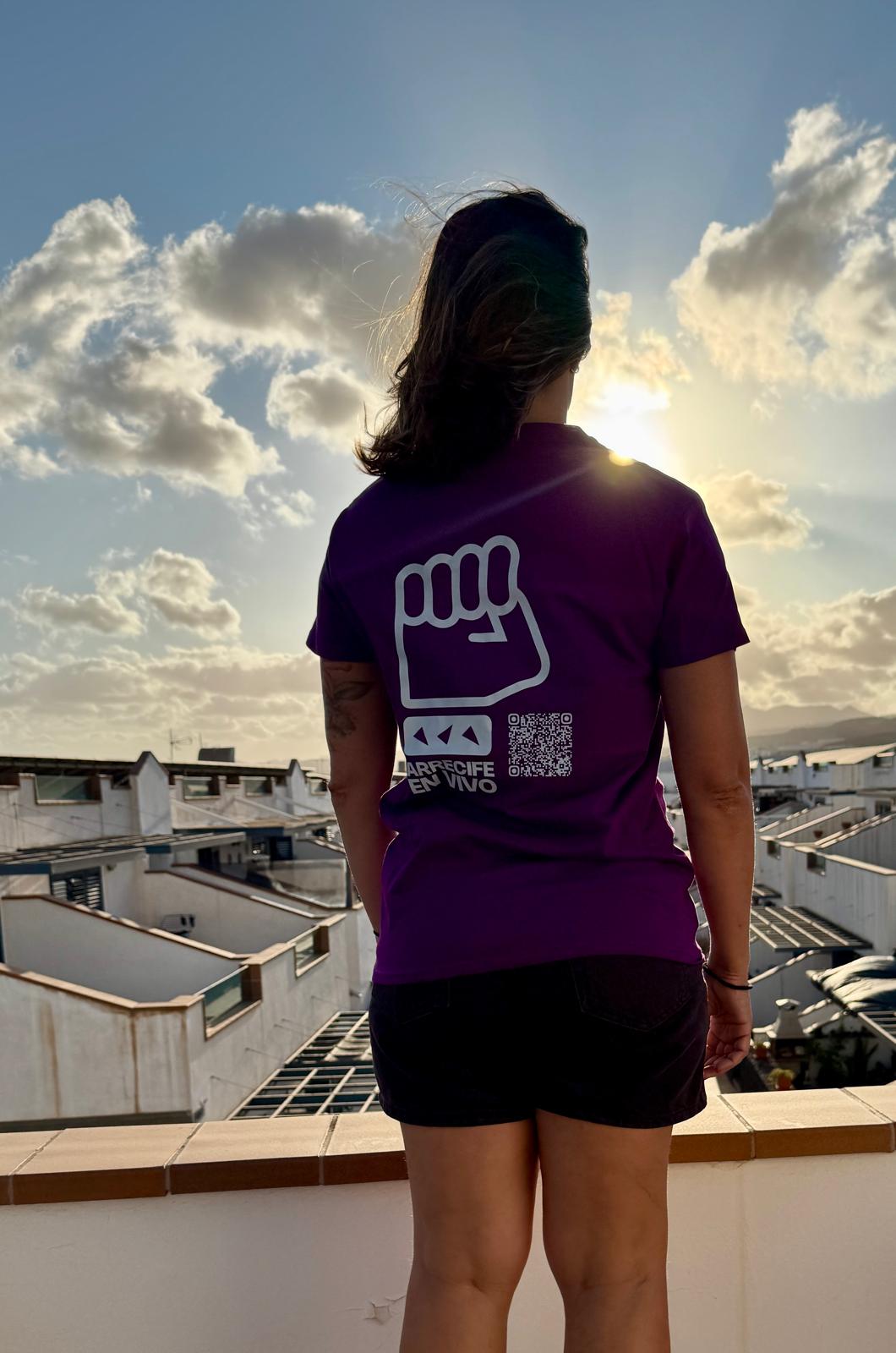 Camiseta de la brigada violencia cero de Arrecife en Vivo.