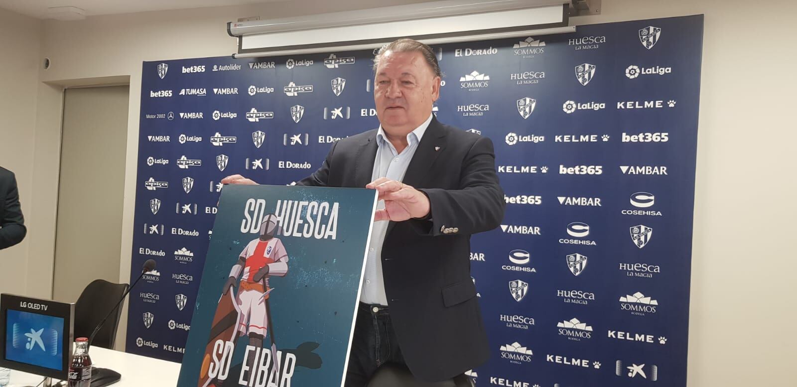 Agustín Lasaosa vuelve al consejo de administración de la SD Huesca