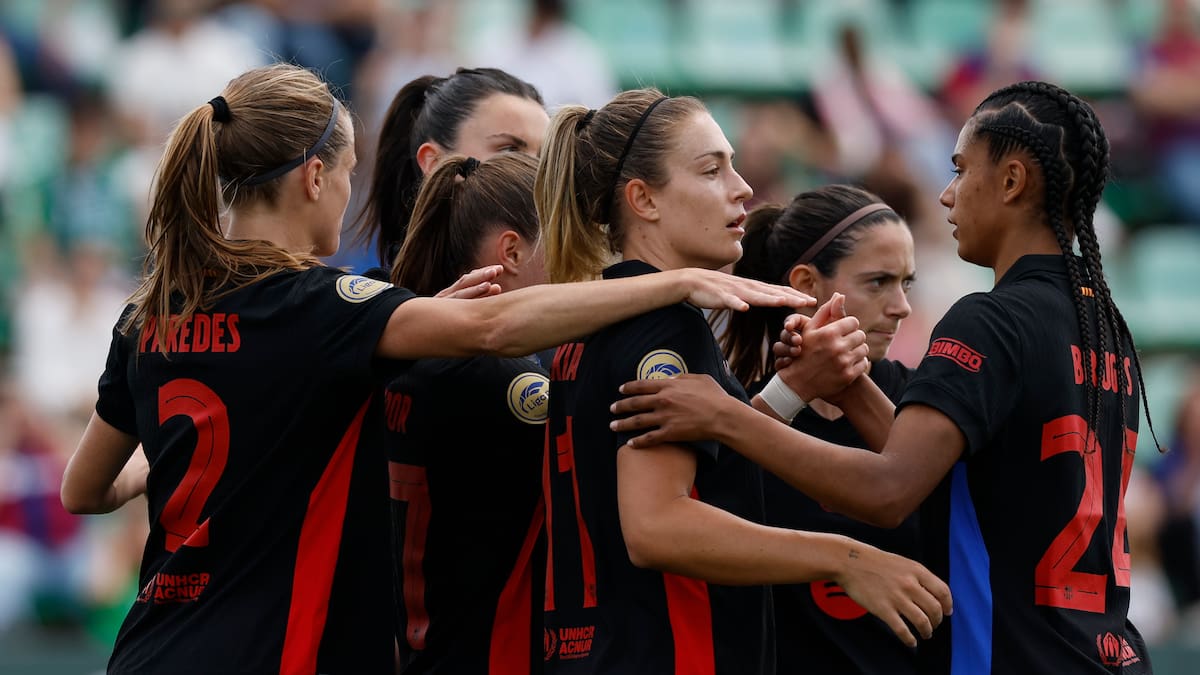 El FC Barcelona femenino levanta su sexta Liga F consecutiva tras golear al Real Betis