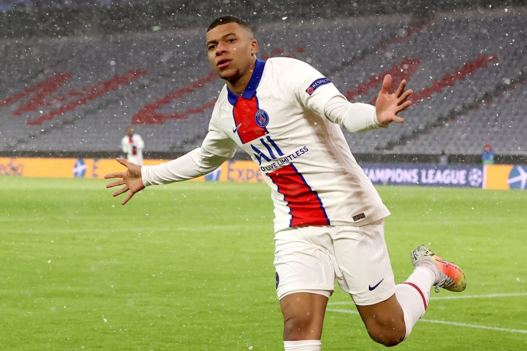 Kylian Mbappé, durante un partido con el PSG