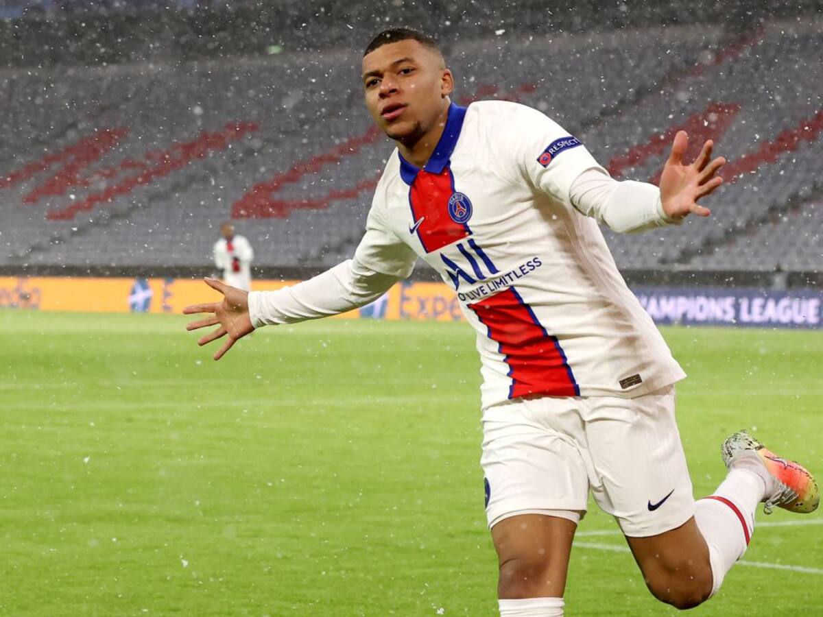 El PSG se plantearía aceptar una oferta del Real Madrid por Mbappé de 200 millones, según L'Équipe