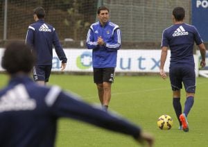 Asier Santana, en un momento de la sesión en Zubieta con el primer equipo.