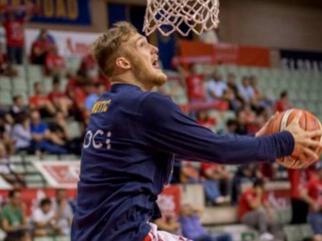 El alero bosnio Lazar Mutic será el sustituto de Romà Bas hasta el final de temporada