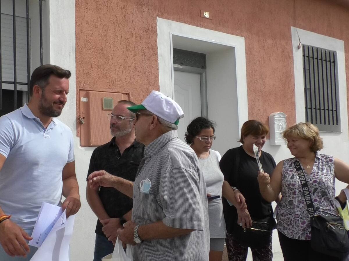 Vecinos de la calle Piaña de Carrús temen perder sus viviendas