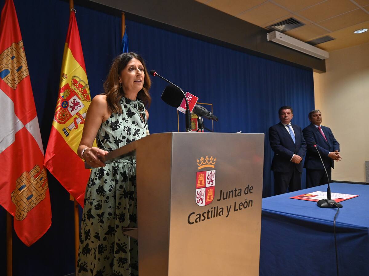 Raquel Alonso toma posesión como delegada territorial de la Junta en Segovia