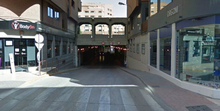 El túnel de Villacerrada está cortado esta mañana desde la calle Caba