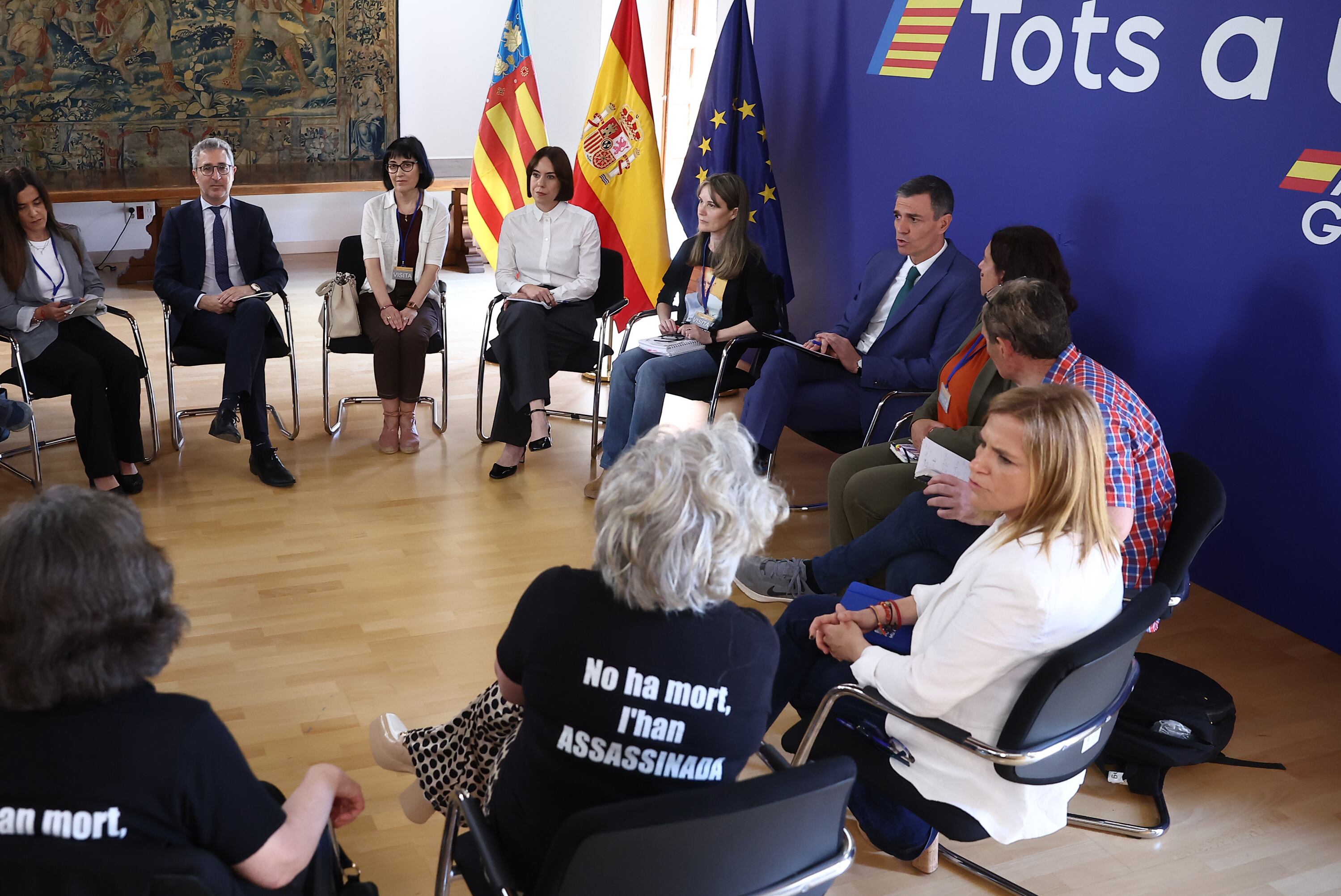 Pedro Sánchez se encuentra con las víctimas de la DANA en València