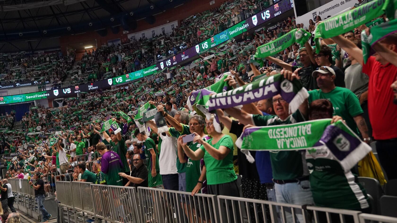 Los abonados del Unicaja renuevan en masa su abono para la próxima temporada