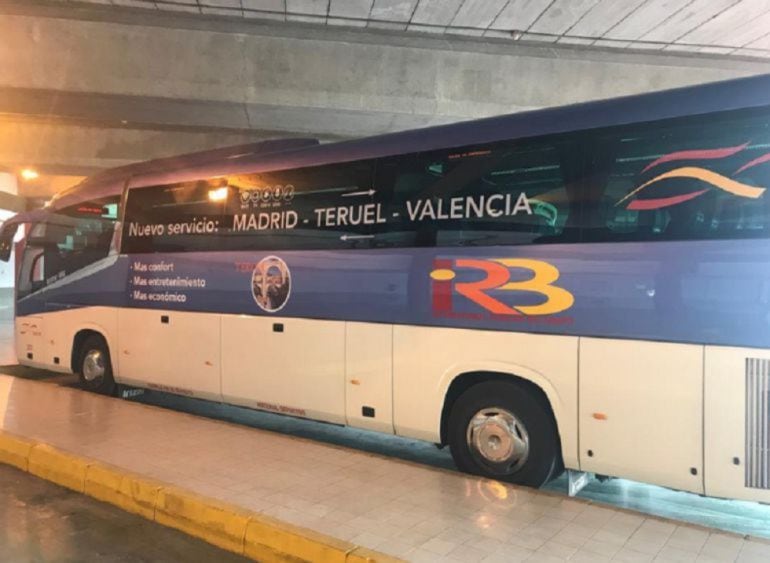 Autobús de la línea Madrid-Teruel-Valencia
