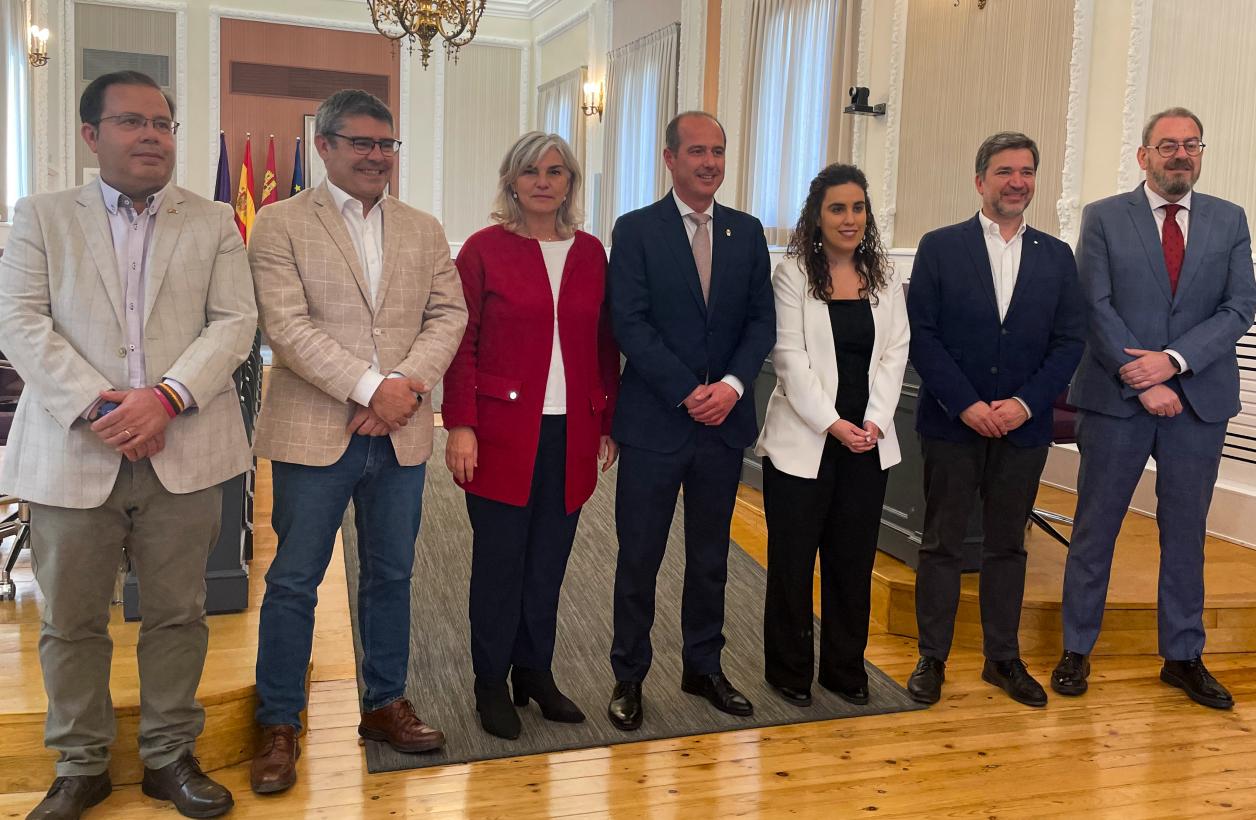 Acto de presentación del convenio de viviendas de alquiler en Guadalajara