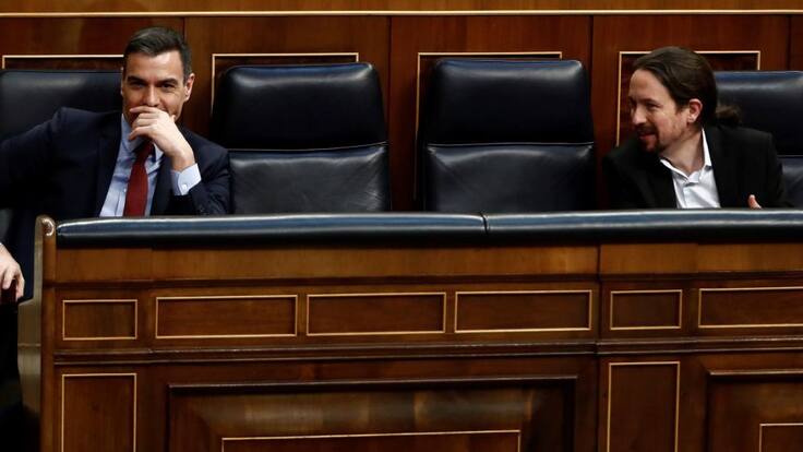 A por los sindicatos y la patronal