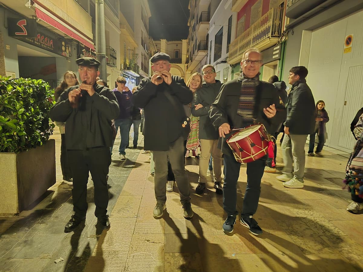 La Safor se llena de albades para cantar a sus falleras