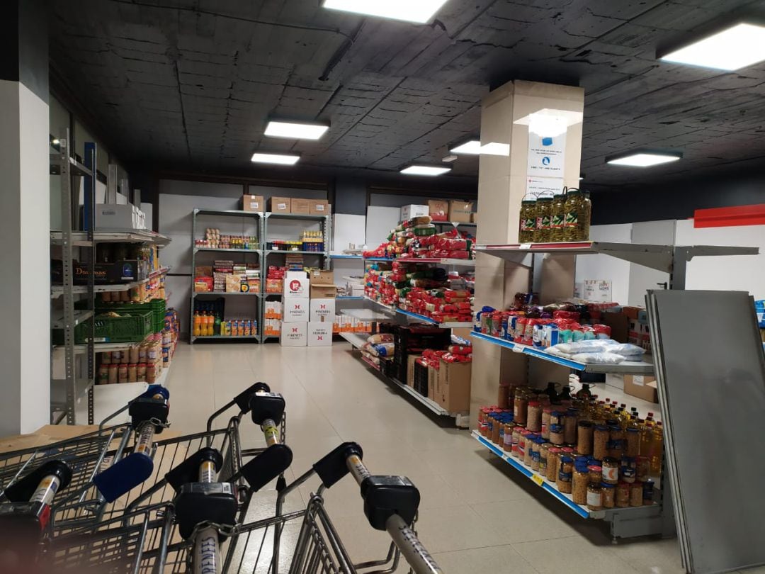 La botiga solidària de la Creu Roja en la nova ubicació.