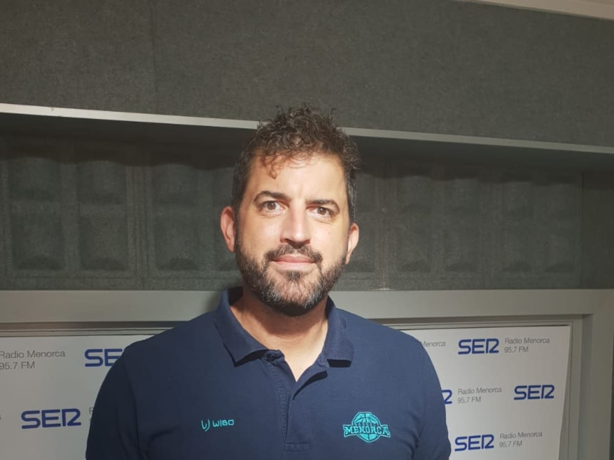 Javi Zamora renova per tres temporades més amb l'Hestia Menorca