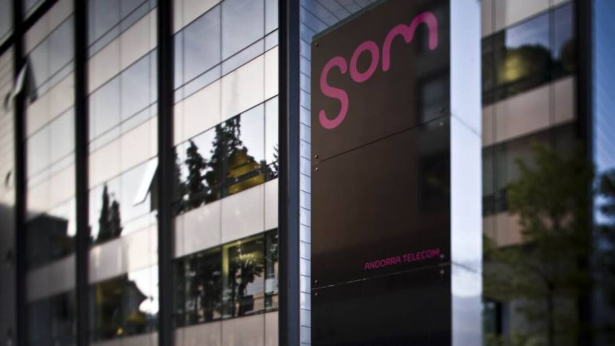 Alt sostre de vidre a les dones als consells directius de les parapúbliques