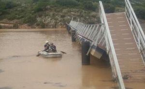 Los buceadores del SEPEI trabajan en la zona