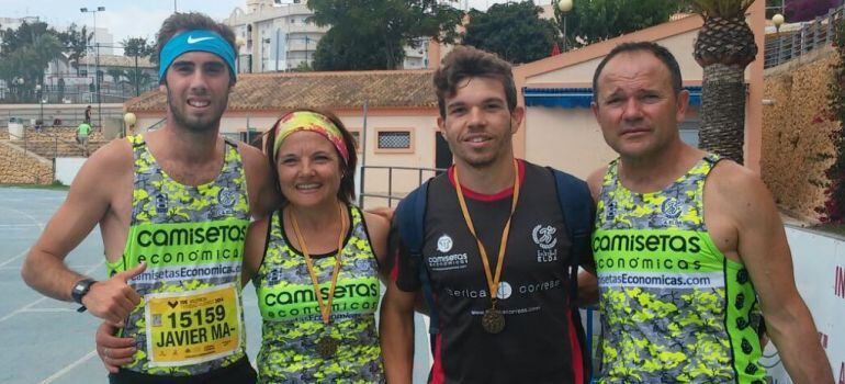 Atletas del Camisetas Económicas Elda en L´alfas del Pi
