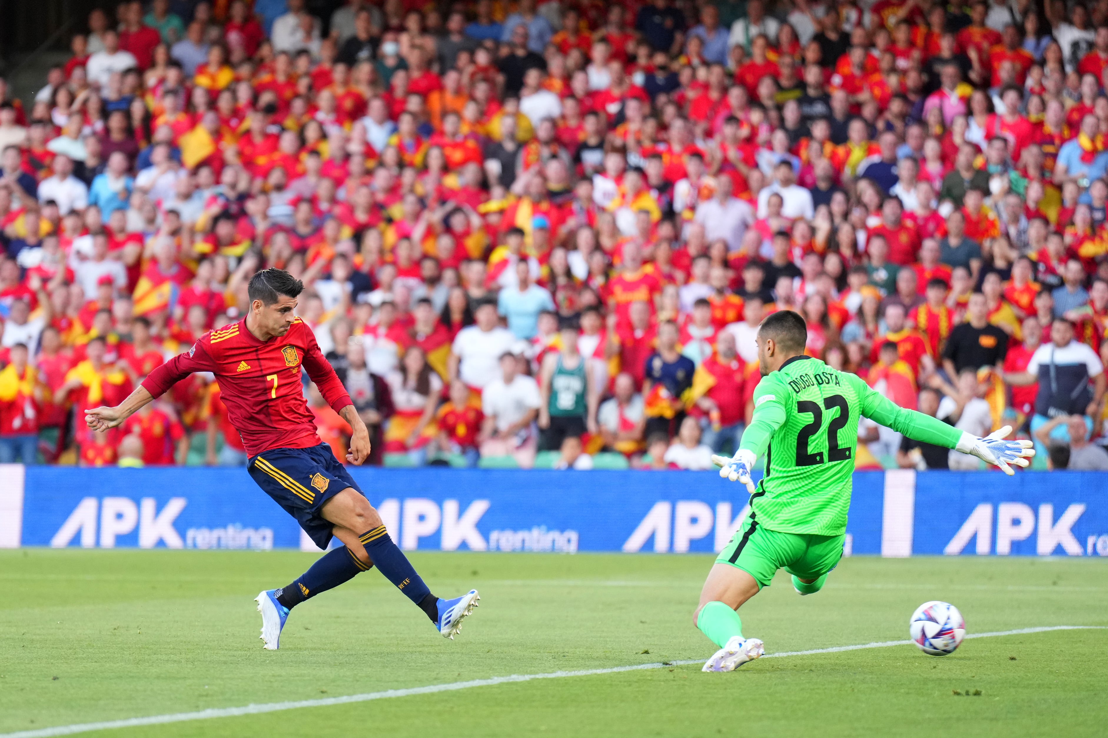 Alvaro Morata, durante el partido contra Portugal de la Nations League. (Photo by Angel Martinez - UEFA/UEFA via Getty Images)