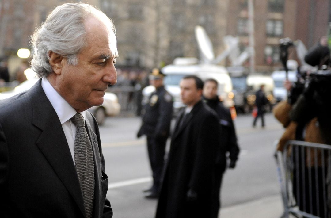 Bernard Madoff, llegando a los juzgados de Nueva York, en 2009.