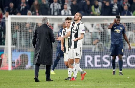 Bonucci encara a Mourinho tras la celebración de éste